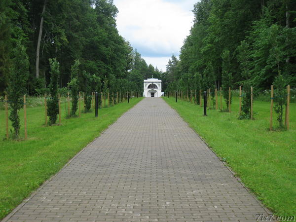 Barclay de Tolly mausoleum