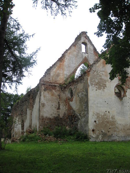 Helme church ruins