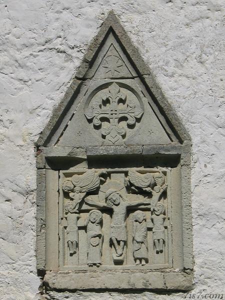 Relief of the Golgotha scene.