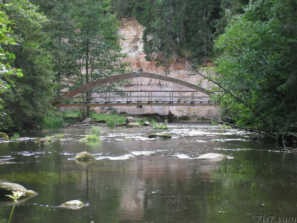 Taevaskoda footbridge