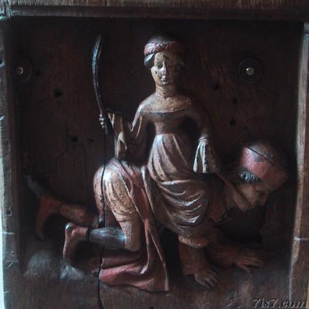 Carving of Phyllis riding Aristotle.