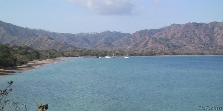 Loh Liang bay, Komodo