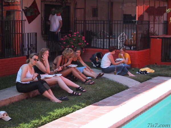 Pool Party Girls