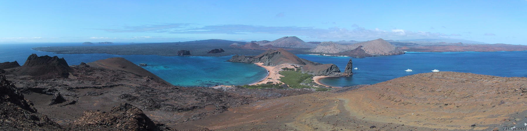 Panorama over Pinnacle