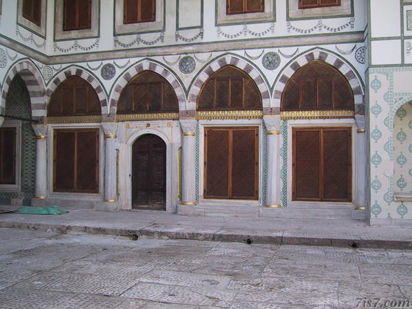 Topkapi Harem Courtyard