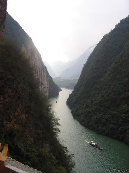 Lesser Gorges