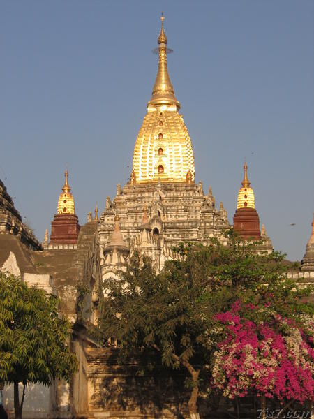 Ananda Pahto